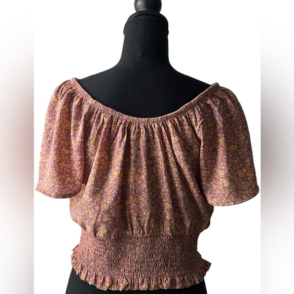 Pink Rose Women’s Bllouse - Picture 2 of 4